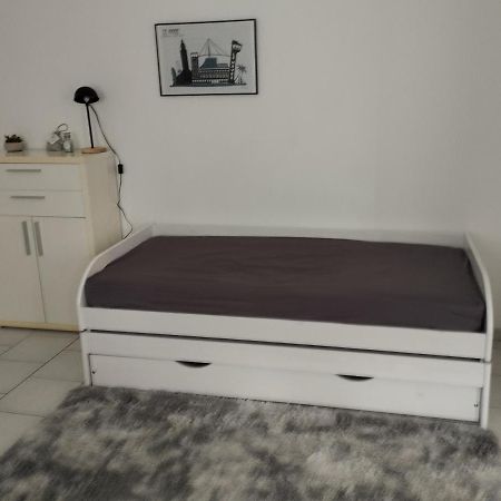 Studio Charmant Canape Lit Netflix Prime Video Wifi Dazn Le Havre Exterior foto