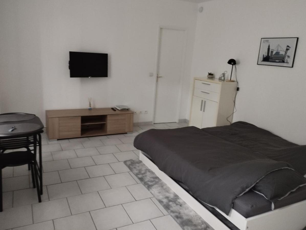 Studio Charmant Canape Lit Netflix Prime Video Wifi Dazn Le Havre Exterior foto